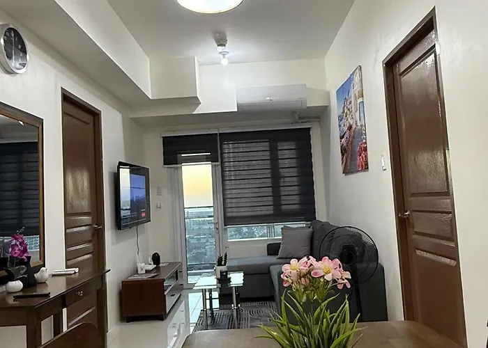 Apartment 2bedroom Wbalcony Near Moa *